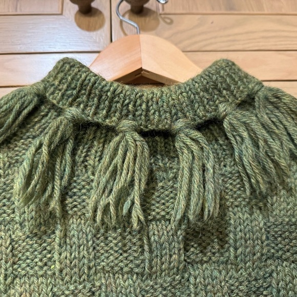 Vintage Handcrafted Sweater Vest Turtleneck Fringe / Wool / Boxy / Medium - Picture 5 of 8